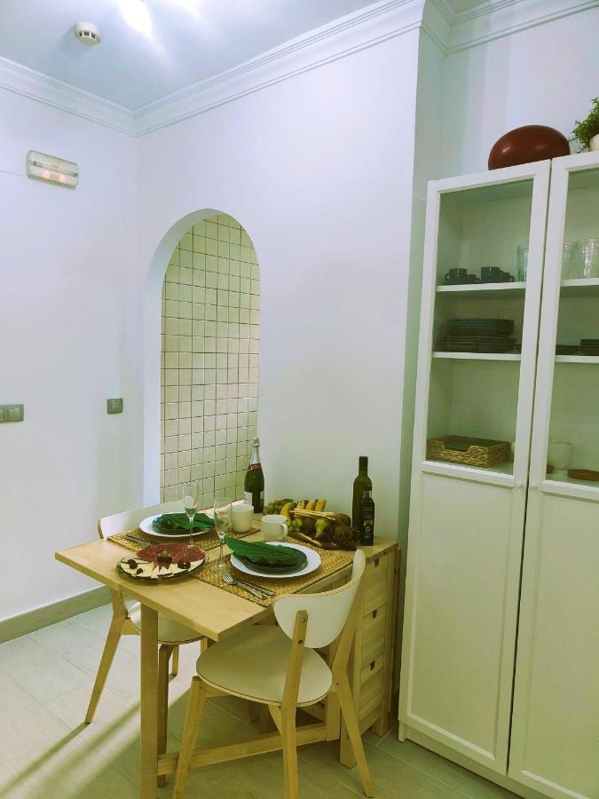 מאלגה Sage Palm Apartment By Namaste Elite מראה חיצוני תמונה