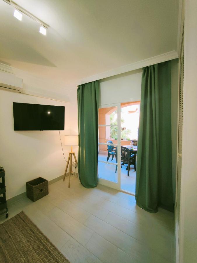 מאלגה Sage Palm Apartment By Namaste Elite מראה חיצוני תמונה