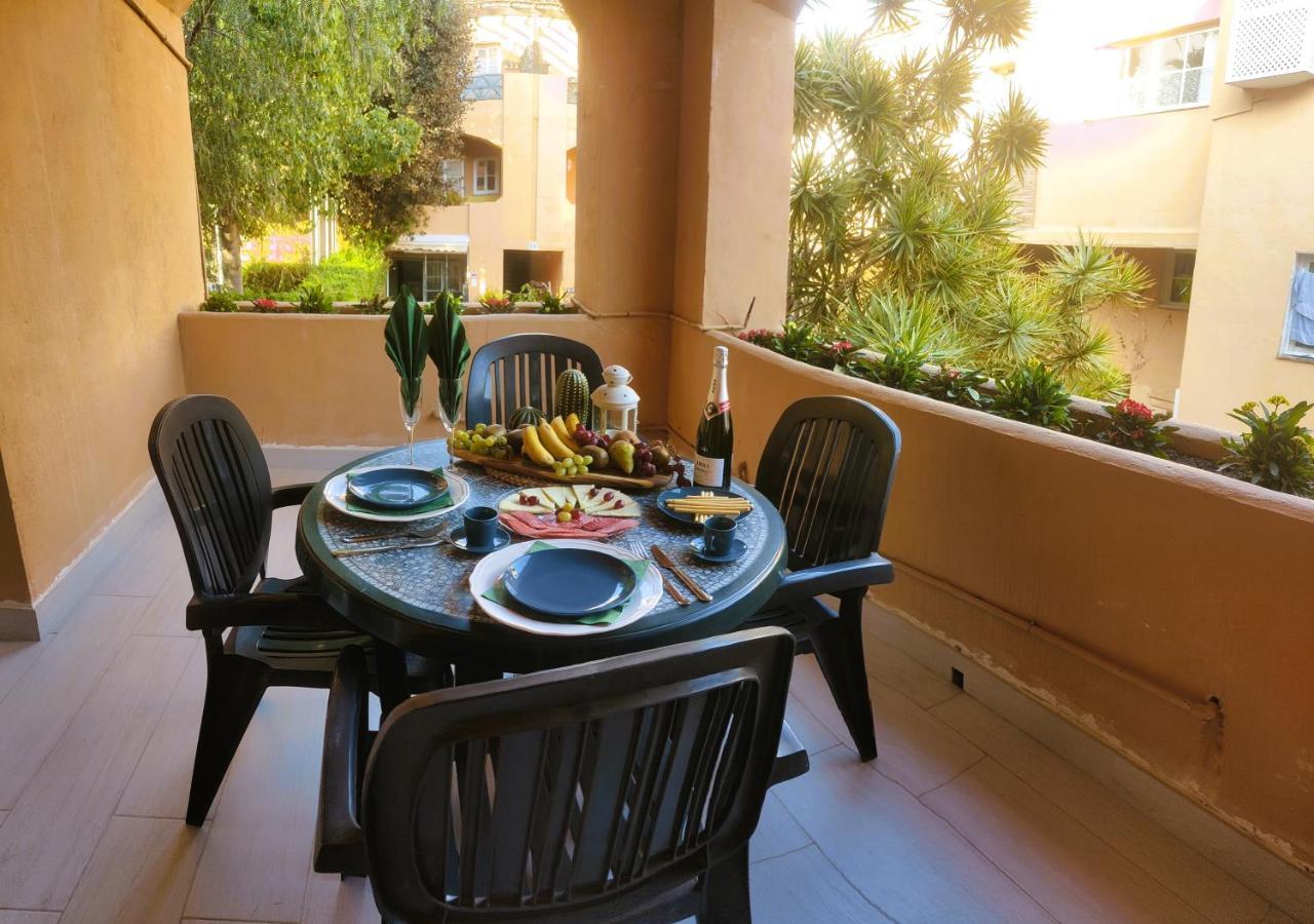 מאלגה Sage Palm Apartment By Namaste Elite מראה חיצוני תמונה