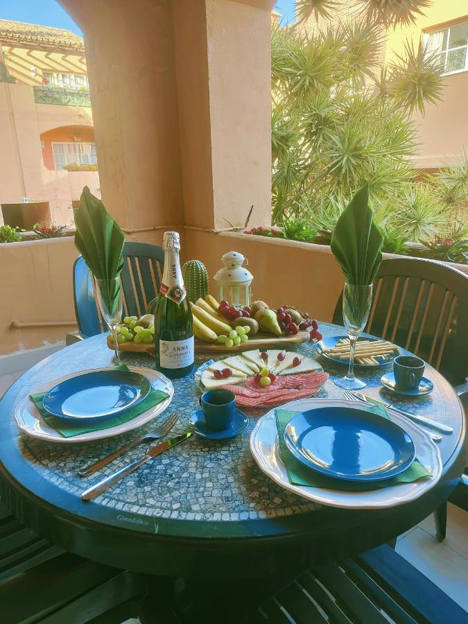 מאלגה Sage Palm Apartment By Namaste Elite מראה חיצוני תמונה